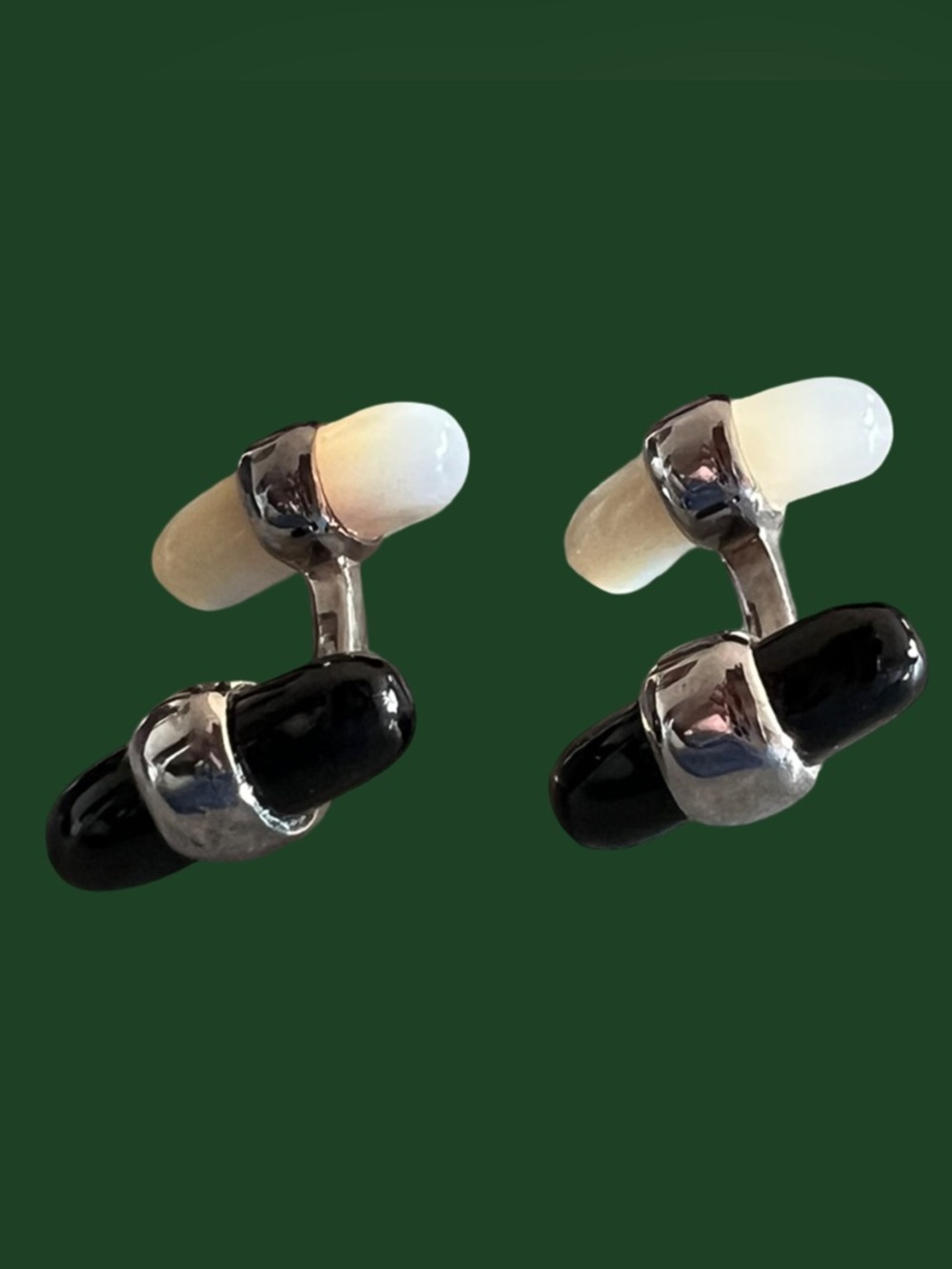 Links of London Sterling Silver Cufflinks Set - Onyx & Mother of Pearls - Picture 6 of 9